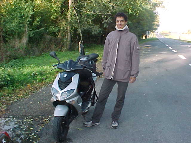02 - BENJI ET SON BEAU SPEEDFIGHT.JPG